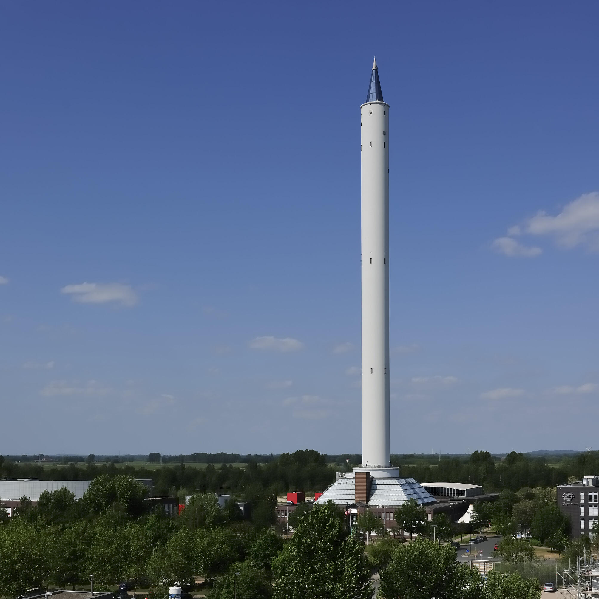 2011 drop tower 1 50pc